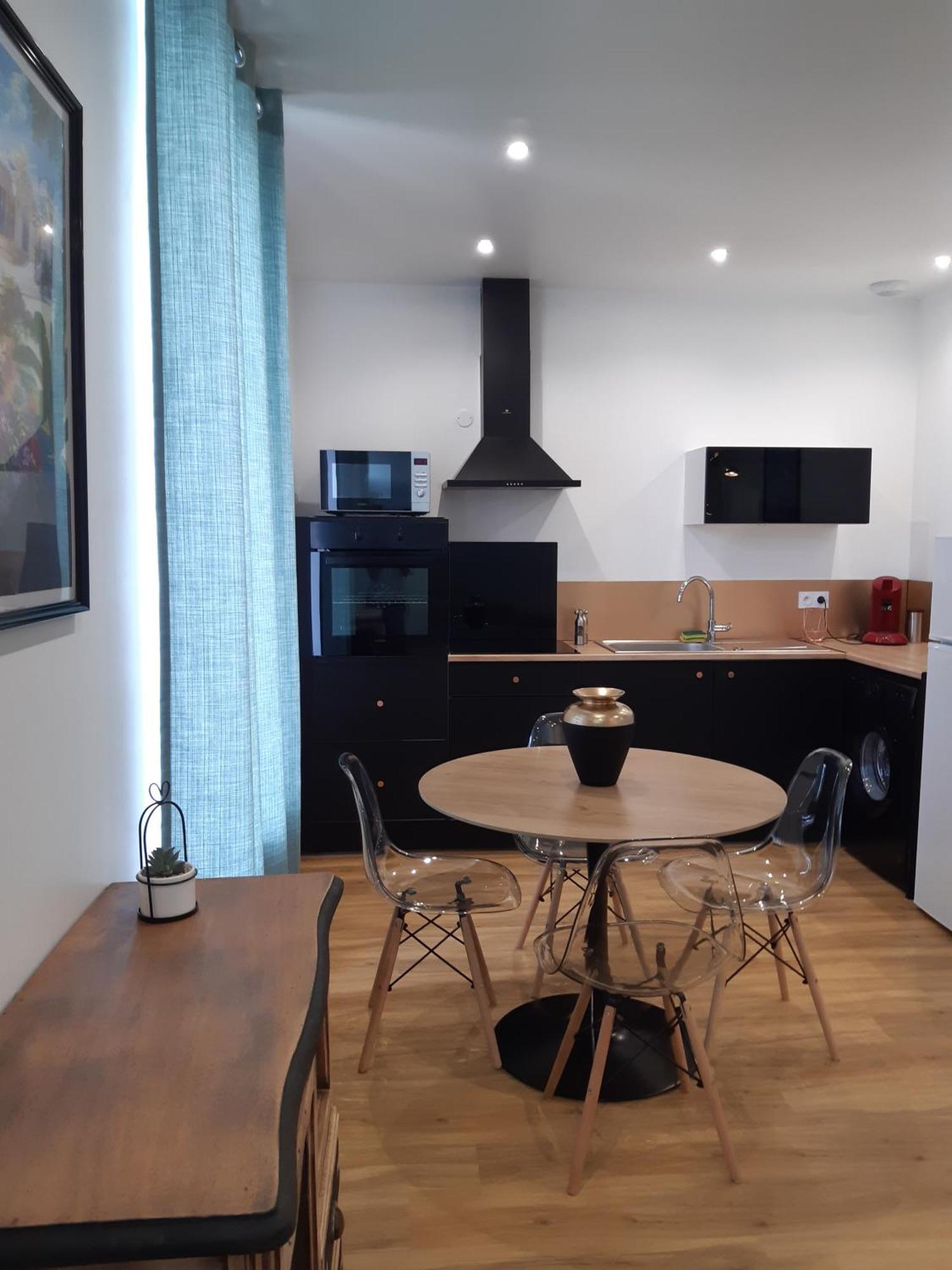 Cosy Saint Yorre Apartment Luaran gambar
